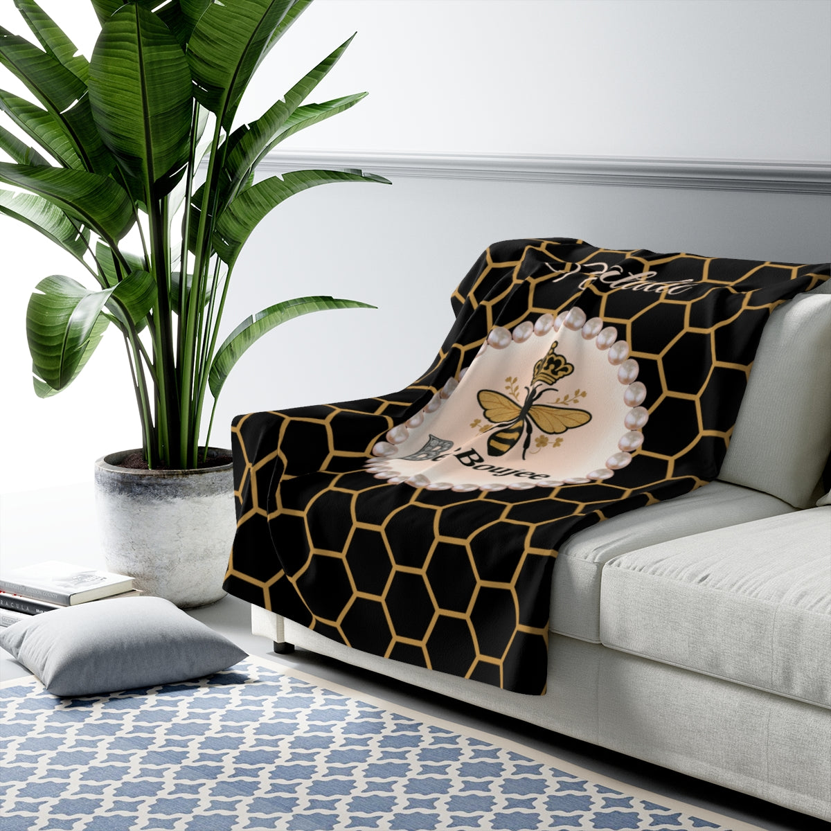 Personalized Luxurious Bee Boujee Pearl-Print Sherpa Fleece Blanket - 2 Sizes and 3 Designs