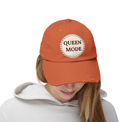 Queen Mode - Distressed Pearl-Emblem Cap