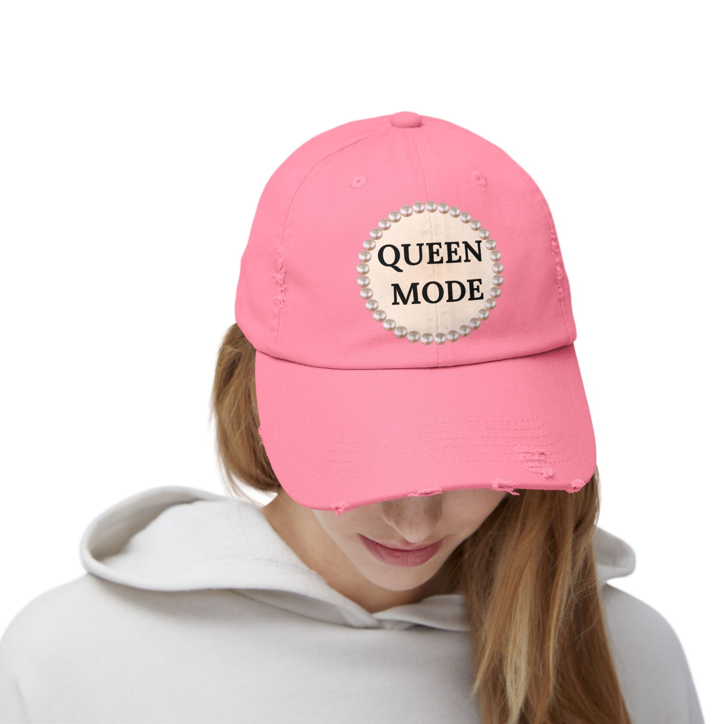 Queen Mode - Distressed Pearl-Emblem Cap