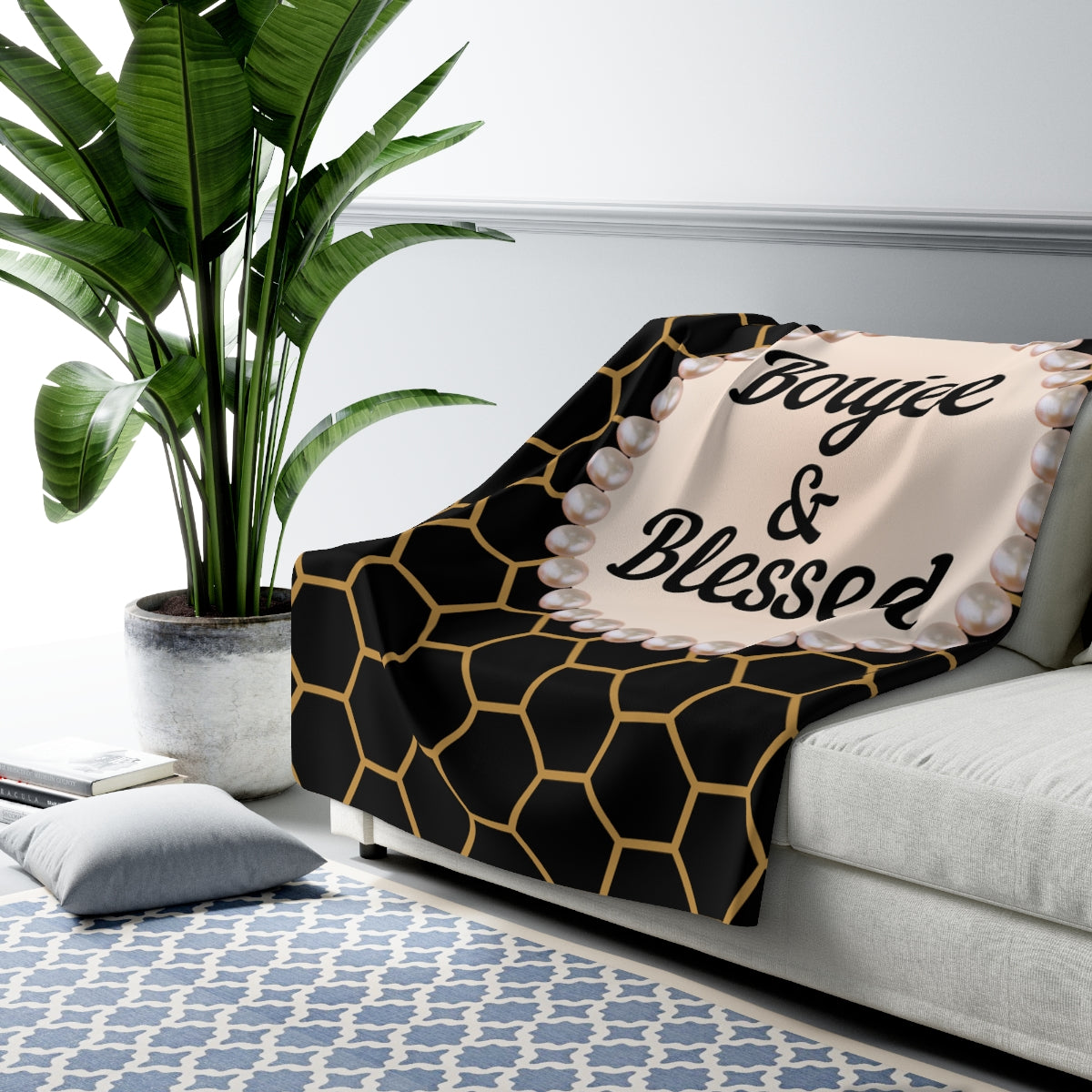 Personalized Luxurious Bee Boujee Pearl-Print Sherpa Fleece Blanket - 2 Sizes and 3 Designs
